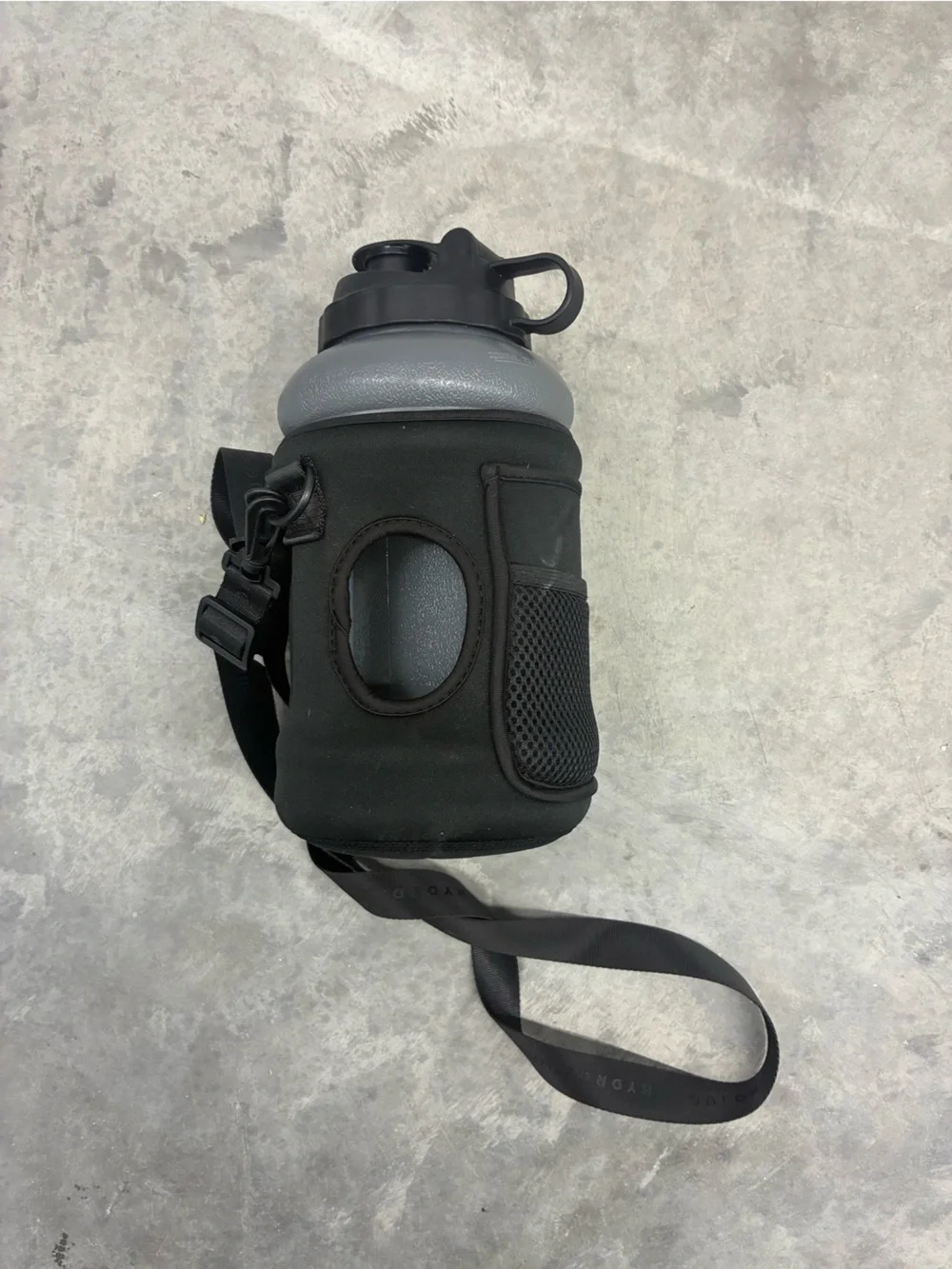 HydroJug Insulated Neoprene Sleeve in Black w/ Water Bottle